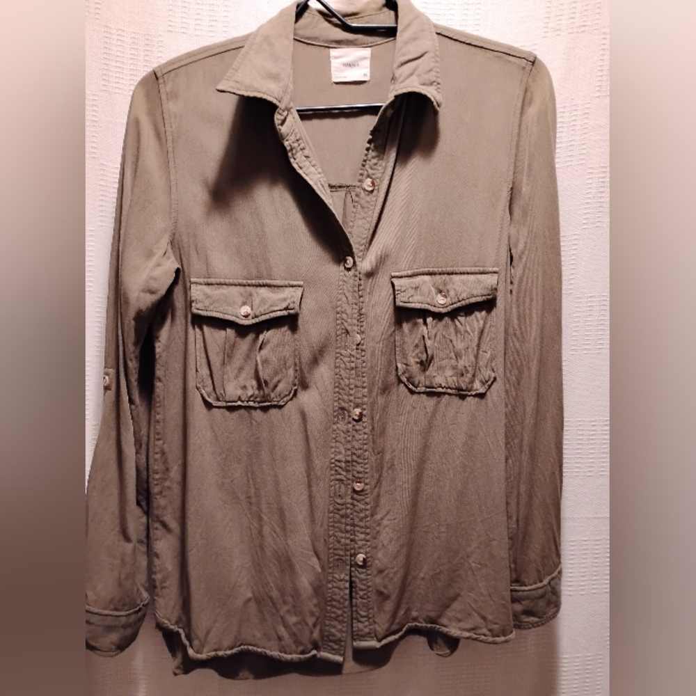 Harper Neutral Heather Brown Olive Button Down Blouse Size M